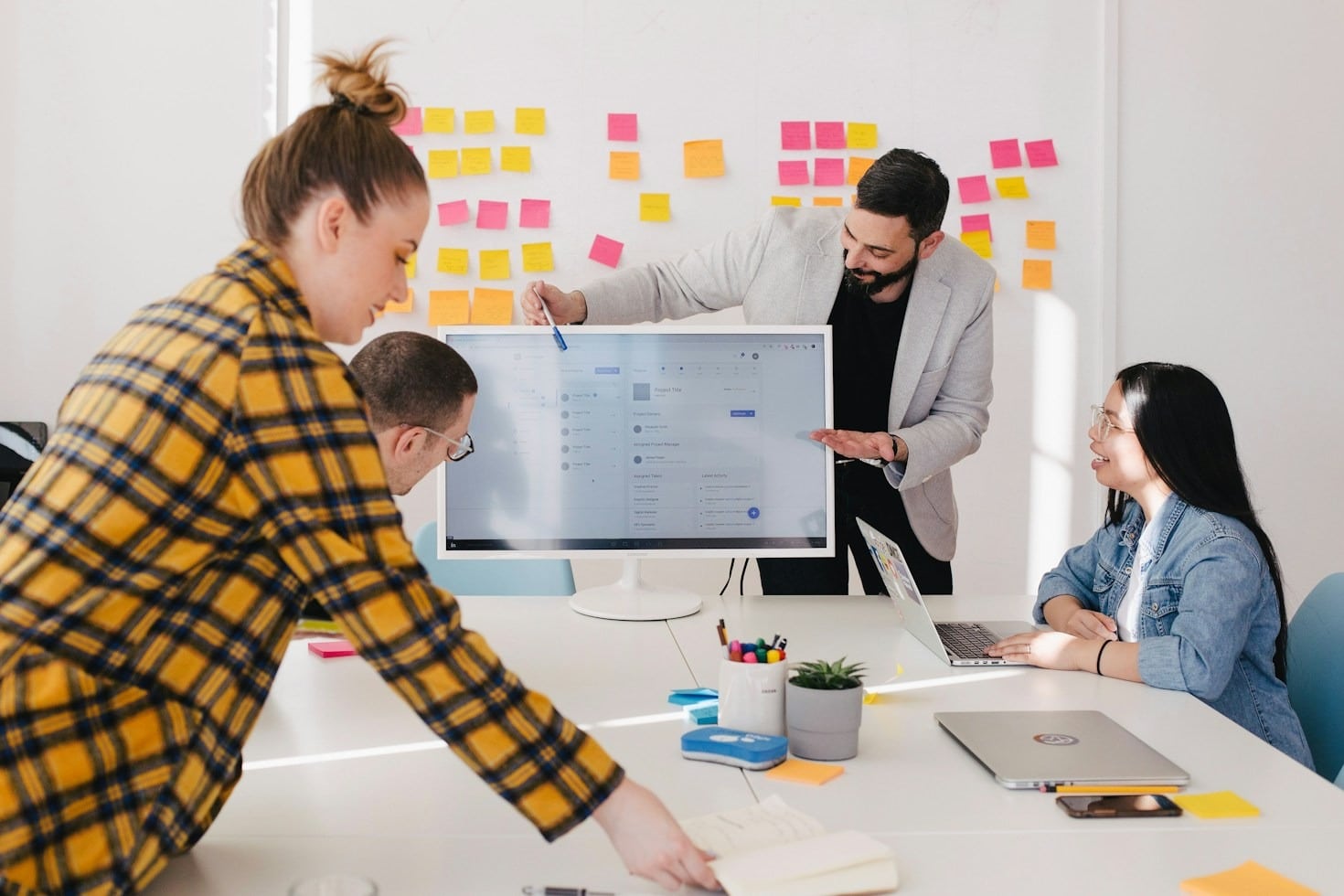 Ecommerce Tactics That Turn Browsers Into Buyers